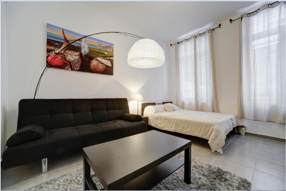 Tel Aviving - Apartments By The Beach Zewnętrze zdjęcie